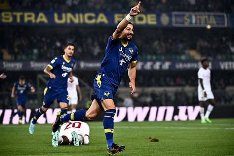 Hellas Verona Vs Spezia Prediksi Skor Line Up Head To Head Jadwal