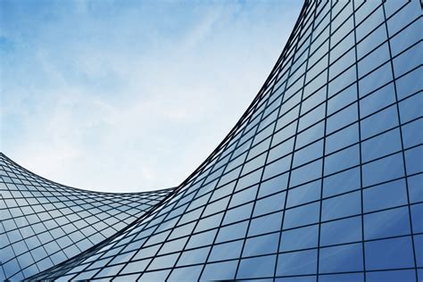 Benefits Of High Performance Glass On Commercial Buildings