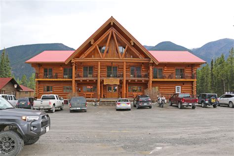 Northern Rockies Lodge West From South To North