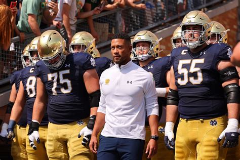 Cal Notre Dame Will Irish Avoid A Disastrous 0 3 Start Chicago Sun Times