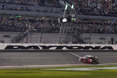 Daytona 500 Austin Dillon Wins Wallace Jr Places 2nd Other Drivers