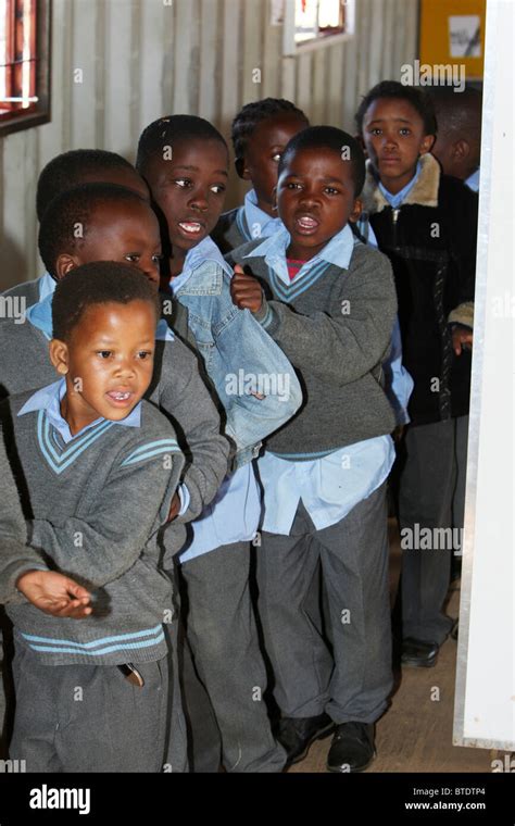 South africa school children hi-res stock photography and images - Alamy