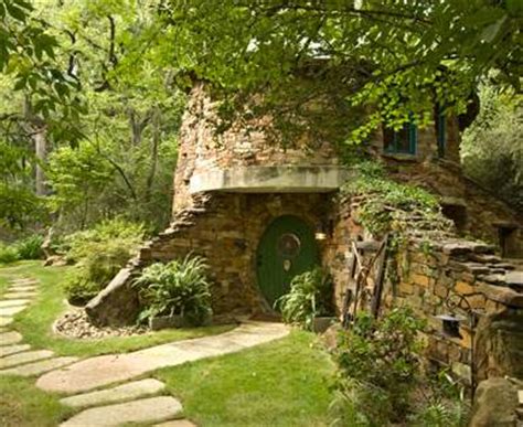 Hobbit House Designs - Inspiring Habitats for Hobbits...and Humans!