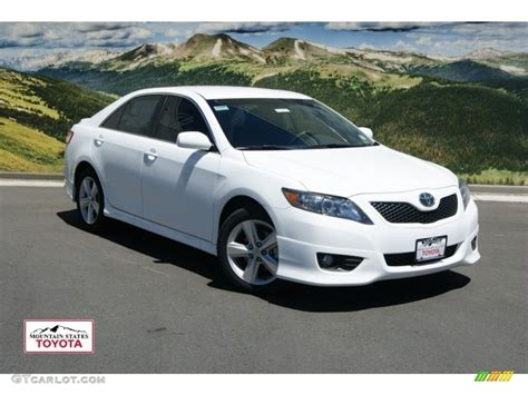 2011 Super White Toyota Camry Se V6 50600792 Car