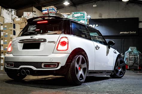 Permaisuri Accelera Alpha Rotiform Tmb On Mini Cooper R