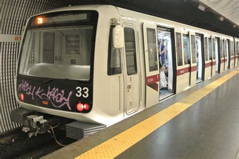 Guasto Elettrico Metro A In Tilt Mattinata Di Disagi Terzo Binario News