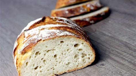 Sourdough Roti Berongga Yang Difermentasi Dengan Ragi Alami Lagi Hits