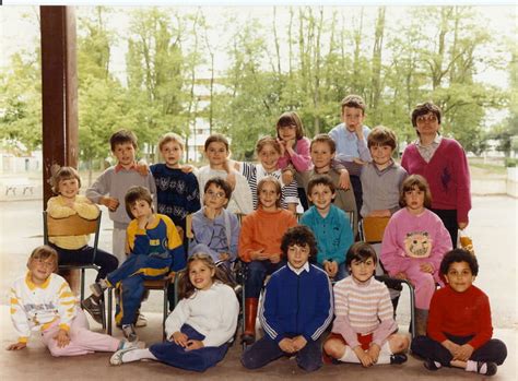 Photo De Classe Ce1 1986 1987 De 1986 ECOLE PIERRE BROSSOLETTE