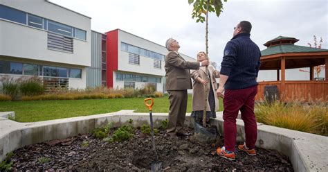 Lekcje biologii w Klasie z drewna i leśna ścieżka edukacyjna Szkoła