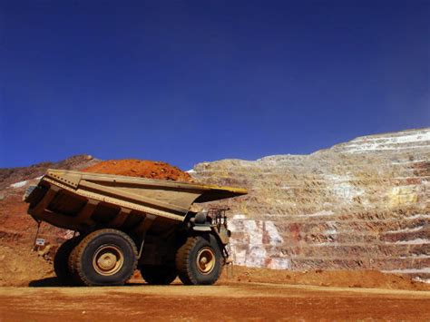 Cobre bajó este miércoles crece especulación por demanda china