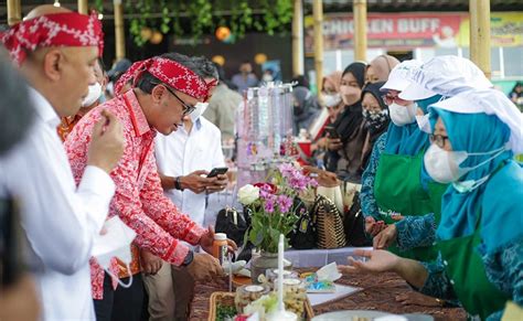 Menkop UKM Dan Wali Kota Bogor Dorong Kacang Koro Jadi Substitusi Kedelai