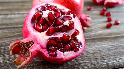 Pomegranate Seeds 6 Health Benefits Healthshots