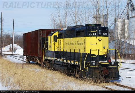 Tpw Toledo Peoria Western Emd Gp At Logansport Indiana By