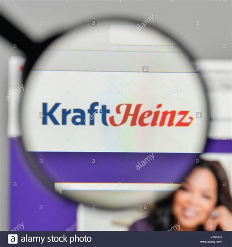 Kraft heinz logo hi-res stock photography and images - Alamy