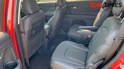 Foto Simak Tampilan Eksterior Interior Hyundai Stargazer