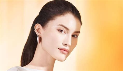 Hot Photos Of Sui He Which Will Make Your Day The Day Made