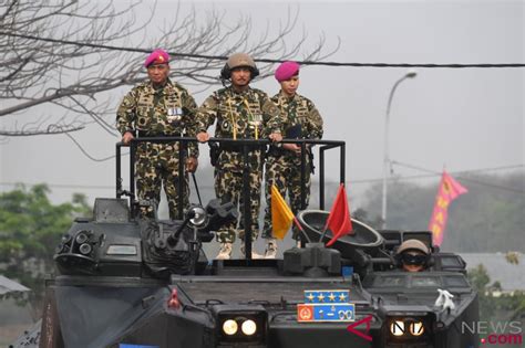 TNI AL Jajaki Penggunaan Kendaraan Tempur Bertenaga Listrik