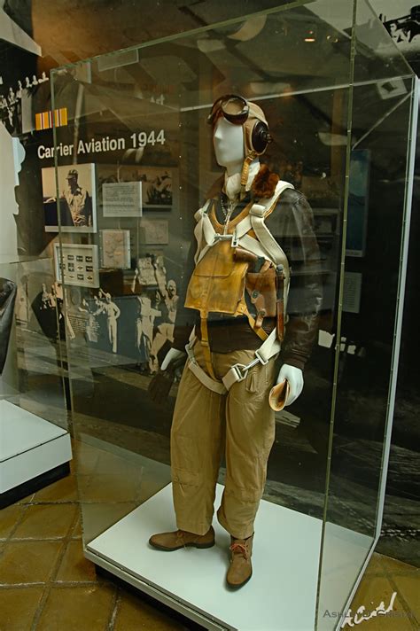 U.S. Naval Aviator Uniform at the U.S. Navy Museum | Flickr