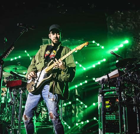 Mike Shinoda fuses past & present at L.A. show; SF next | RIFF Magazine