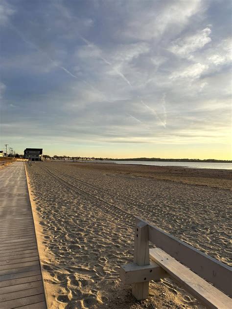 Silver Sands State Park - STATE PARKS USA