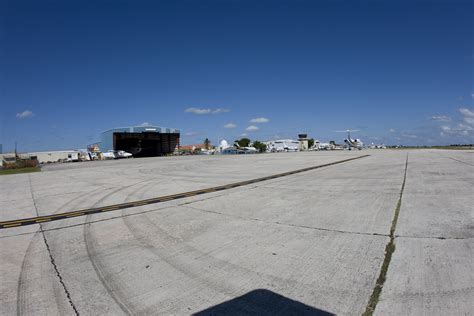 Cayman Islands Airport Cayman Islands Airport Grand Cayma Flickr