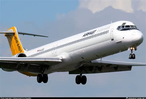 PK OCS Airfast Indonesia McDonnell Douglas MD 83 DC 9 83 Photo By