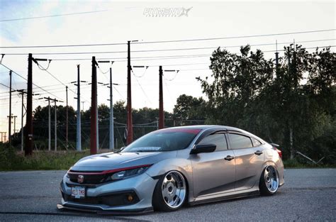 Slammed Honda Civic