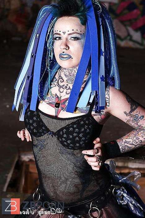Rachel Face Goth Punk Stunner ZB Porn