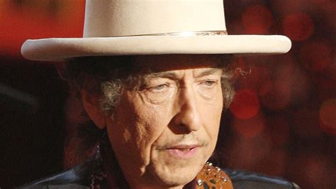 The Bizarre 'Soy Bombing' Of Bob Dylan At The 1998 Grammy Awards