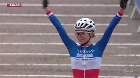 Loana Lecomte Takes Win From Laura Stigger In Mont Sainte Anne For Her