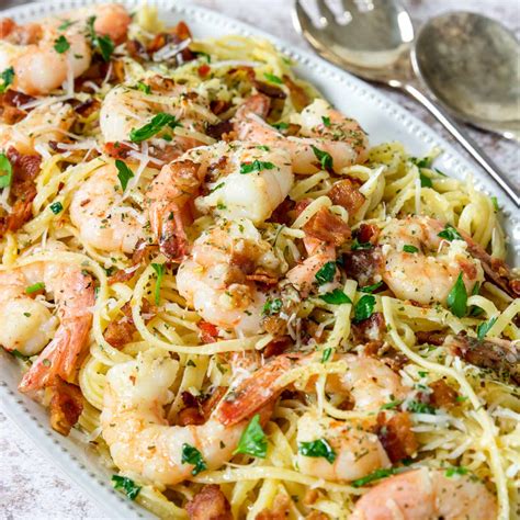 super simple white wine shrimp pasta