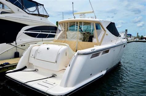 2008 Tiara Yachts 3500 Sovran Express Cruiser For Sale YachtWorld