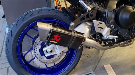 Yamaha MT 09 SP 2021 tłumik Akrapovic Racing Line Carbon UHMA BIKE