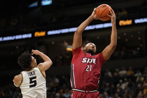 siue hangs  mizzou     falling