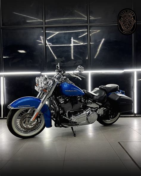 HARLEY DAVIDSON SOFTAIL DELUXE - Boss Ride