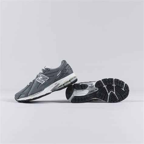 New Balance R Shoes Titanium Grey Matter Silver Metallic