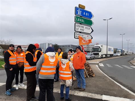 R Forme Des Retraites Blocages Sabl Sur Sarthe Que M Macron