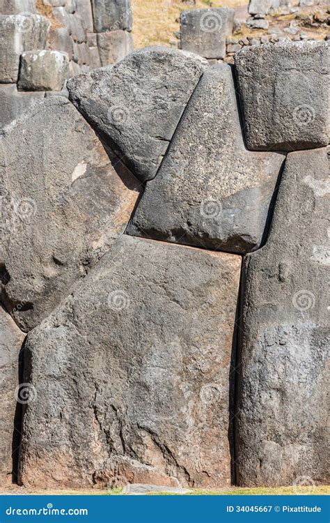 Ruinas De Sacsayhuaman En Los Andes Peruanos En Cuzco Per Imagen De