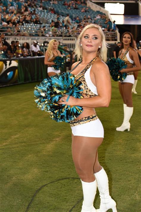 Pin on NFL CHEERLEADERS_QUEEN SIZE PANTYHOSE