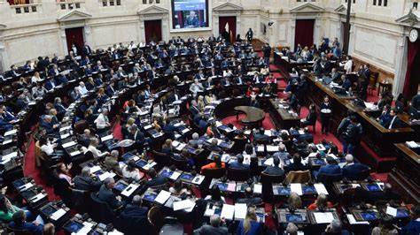 Qué diputados santafesinos votaron a favor de la ley Bases Ganancias y