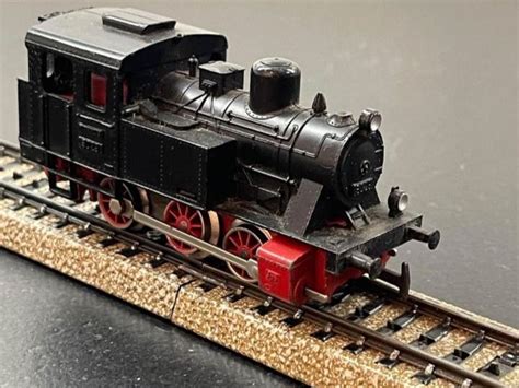 Märklin H0 2 Dampfloks 2 Personenanhänger 1 Tieflader Kaufen auf