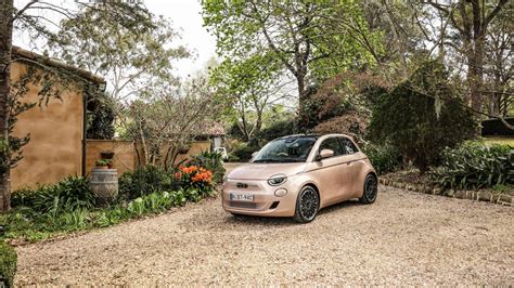 Fiat 500e Review The Kind Of Car That Makes You Chuckle When You Sit In One The Australian