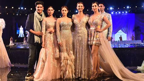 Manish Malhotras Summer Couture 2018 Bridal Wear Collection Vogue