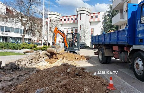 Iroki Brijeg Trg Zatvoren Zbog Radova Jabuka Tv