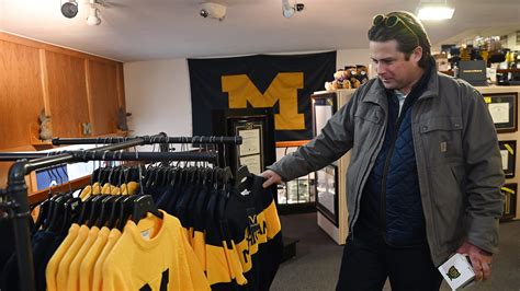 M Den Twelve Oaks Mall location to close, business prepping for sale