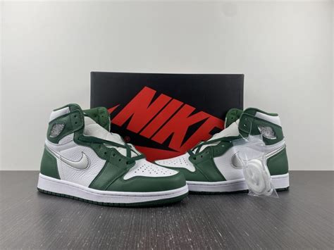 Air Jordan 1 Retro High OG Gorge Green SneakerCool