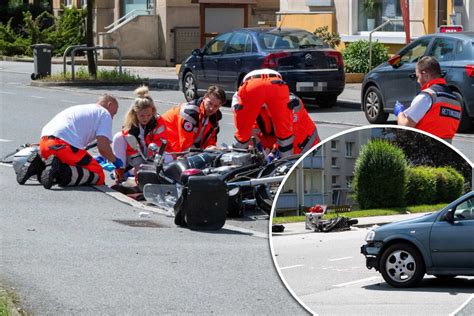 Schwerer Unfall In Zittau Rentnerin Bersieht Motorradfahrer