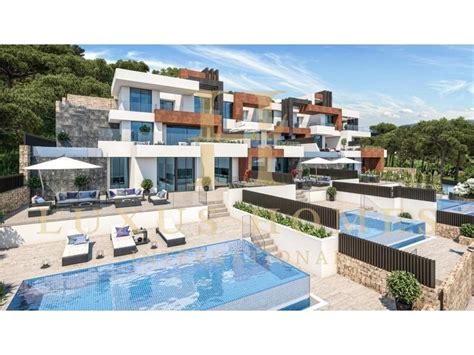 Schl Sselfertige High End Wohnung Mit Privatem Pool Gro Er Terrasse