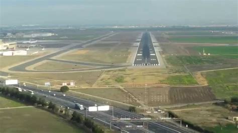 COCKPIT VIEW OF APPROACH AND LANDING AT SEVILLE SEVILLA AIRPORT YouTube