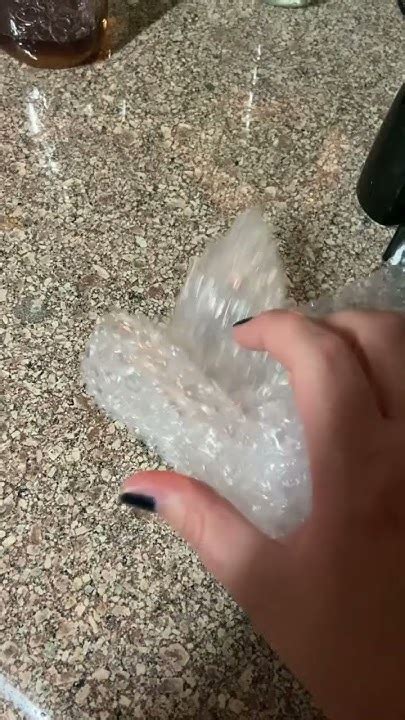 Lofi Asmr Crinkling And Tapping On Bubble Wrap Youtube